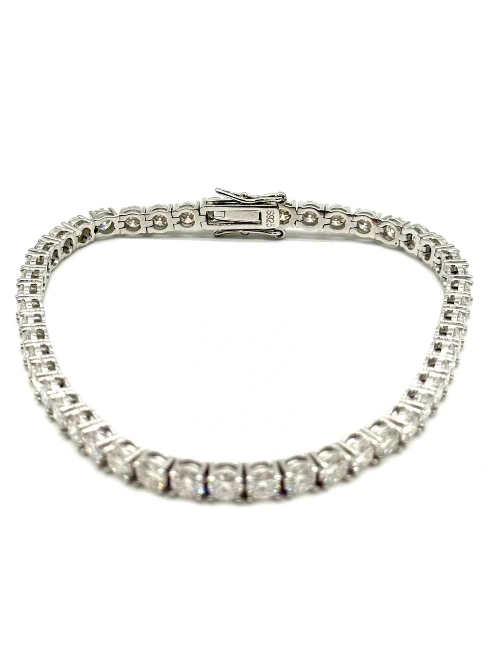 925 Silver, 11.7CTW - 15.0CTW, 4MM Moissanite Tennis Bracelet